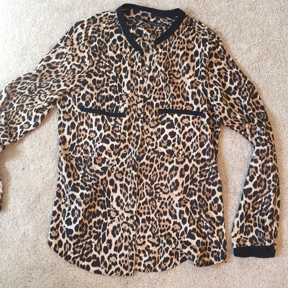 Zara cheetah pajama style top S